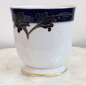 Noritake Cobalt Blue Iris Gold Trim Oval Vase